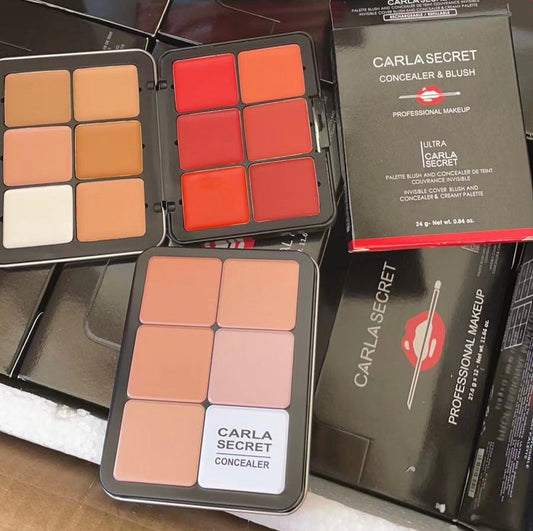 Carla Secret Cream Blush And Concealer Palette.