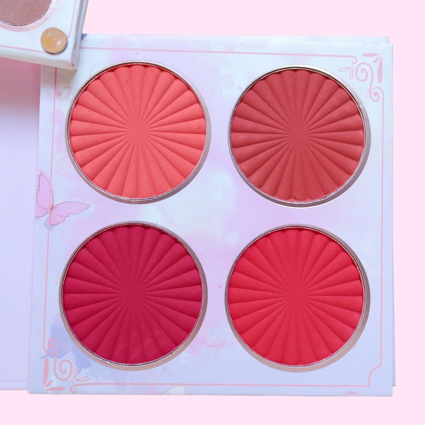 Mocallure You Are Free 3-in-1 Professional Makeup Set 4 Folds Eyeshadow Palette